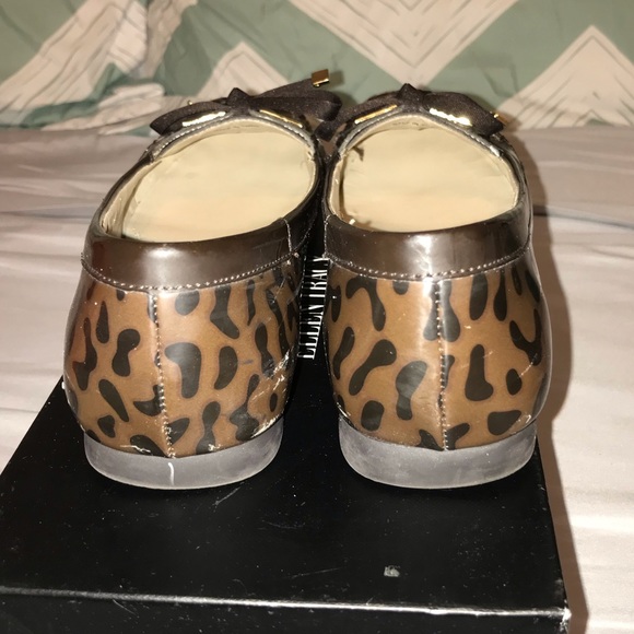 Ellen Tracy Brown Flats - Picture 4 of 5